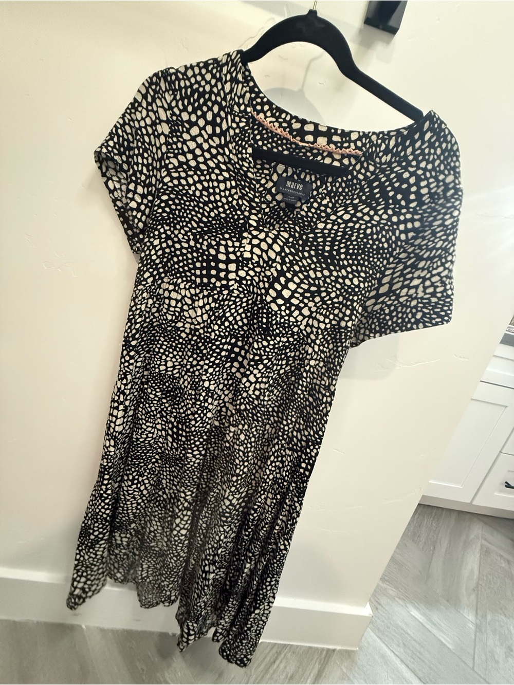 Maeve Black and White Abstract Print Short-Sleeve Dress